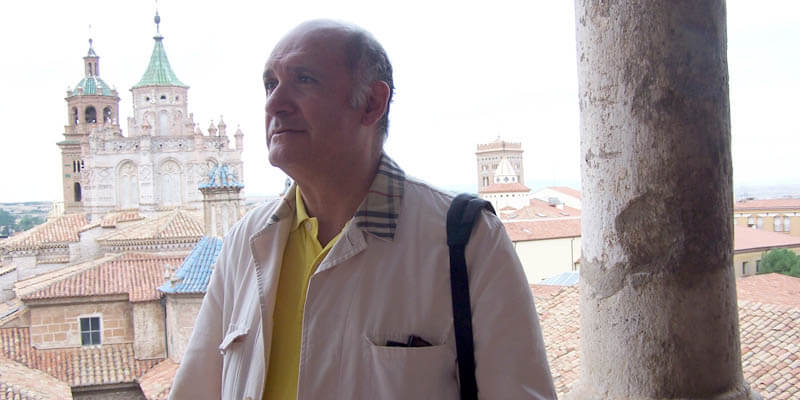 Entrevistamos a Rafael Cómes, autor de El color de Sevilla